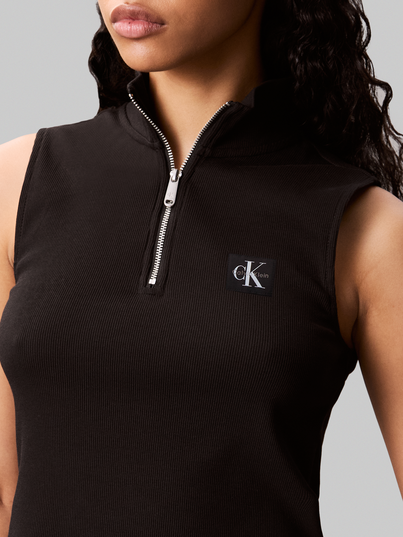 Calvin Klein - Trendy T-shirt korte mouw - Zwart - Woven Label Sl Qz Top - Lv047C909G