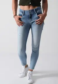 Sarah slim fit