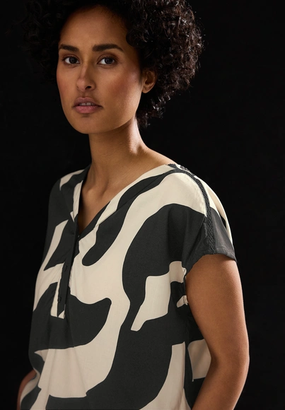 Street One - Blouse korte mouw - Donkergrijs - LTD QR Blouse Top w button pan - A345739