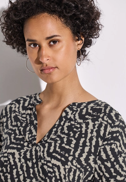 Street One - Spijkerblouse lange mouw - Zwart - LTD QR Splitneck blouse w turn