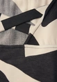 Street One - Trendy T-shirt korte mouw - Zwart - Printed shirt w.crossed straps - 323352