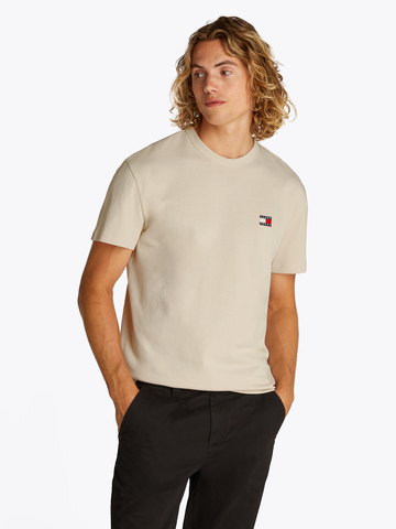 TOMMY JEANS - T-shirt korte mouw - Beige - Tjm Reg Badge Tee - Dm0Dm20322